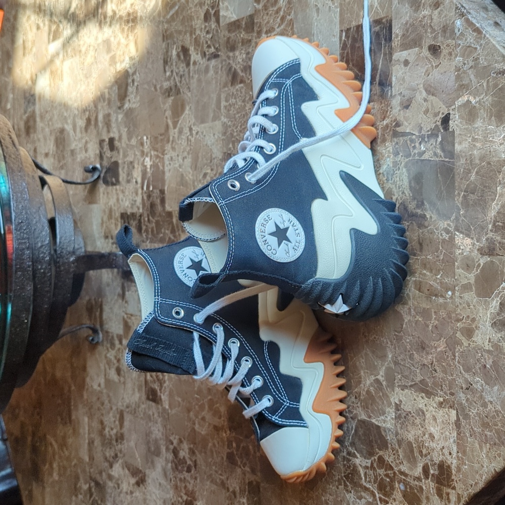 Converse Run Star motion